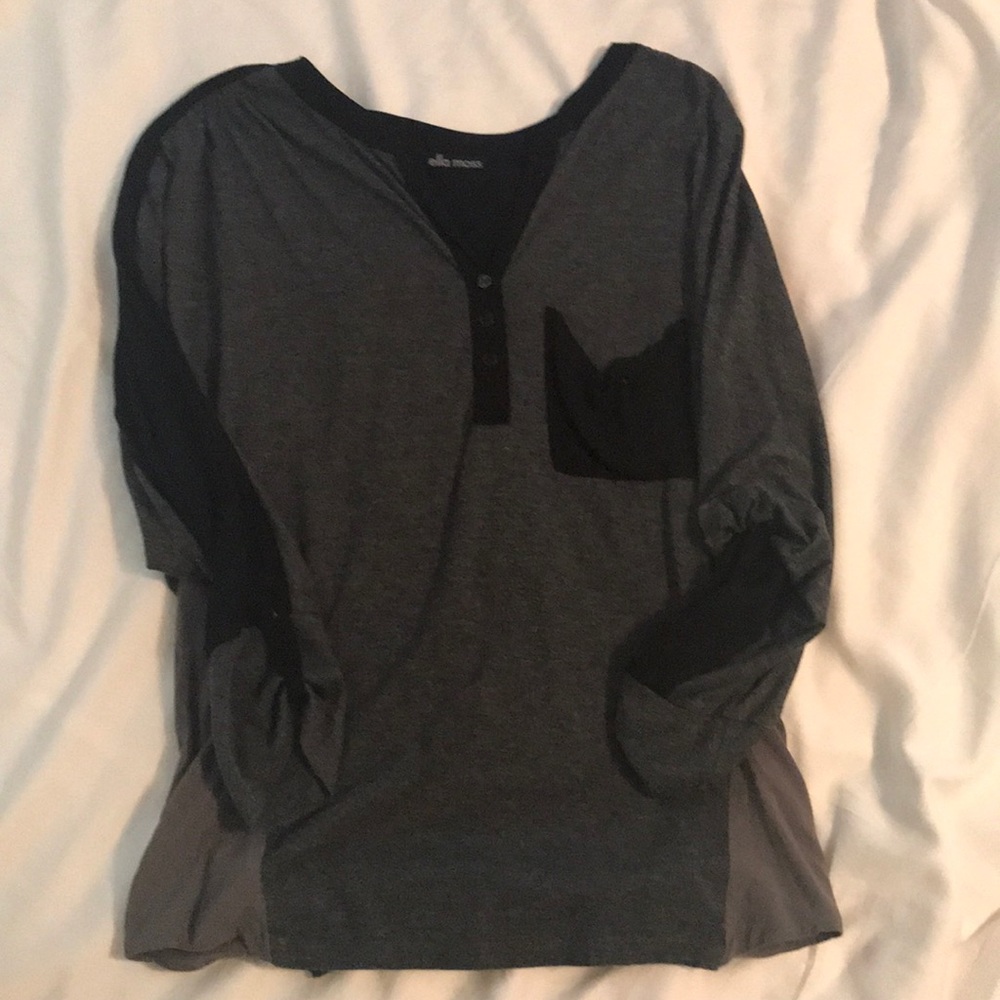 Ella Moss button top
